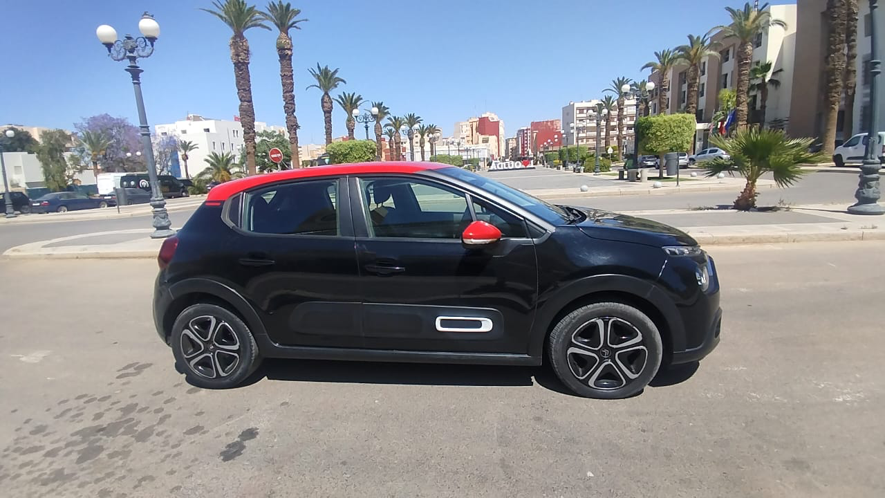 Rent Citroën C3 Noire in Oujda — photo 3