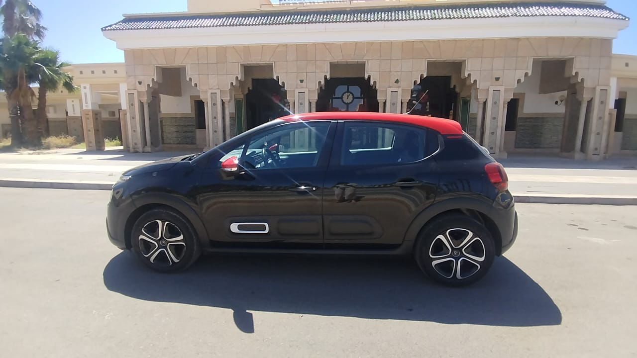 Rent Citroën C3 Noire in Oujda — photo 4