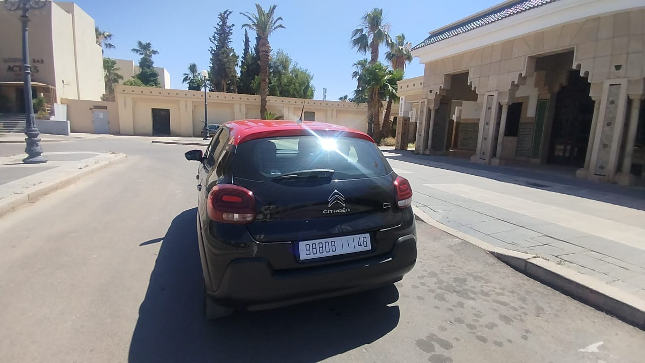 Rent Citroën C3 Noire in Oujda — photo 5