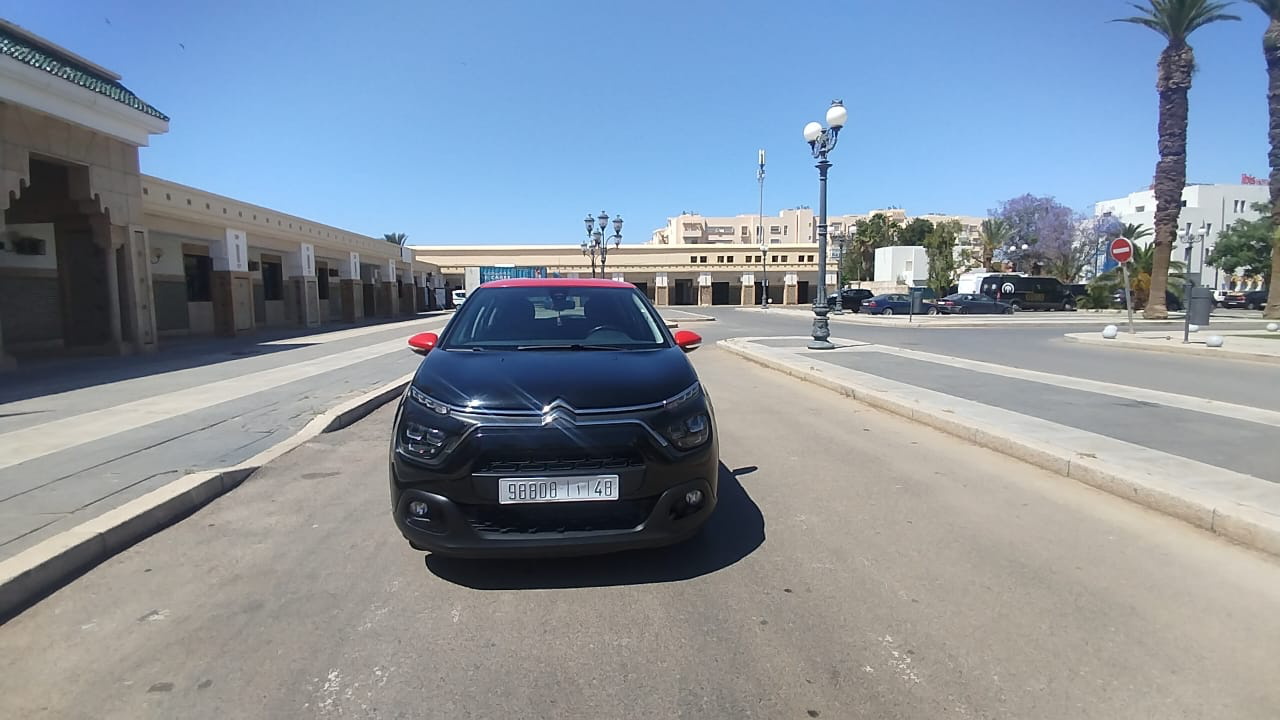 Rent Citroën C3 Noire in Oujda — photo 2